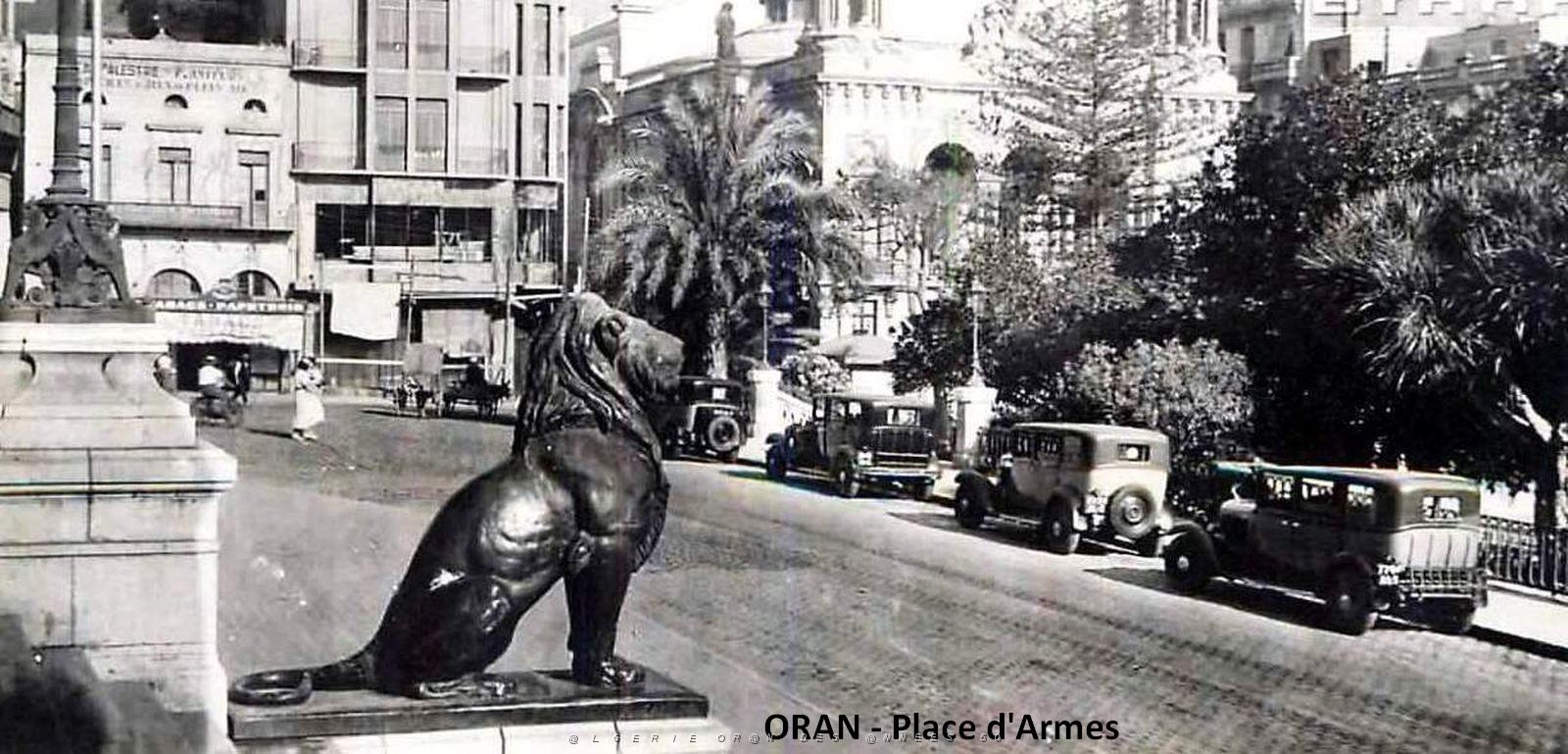 653- Oran - Place d'Armes2.jpg